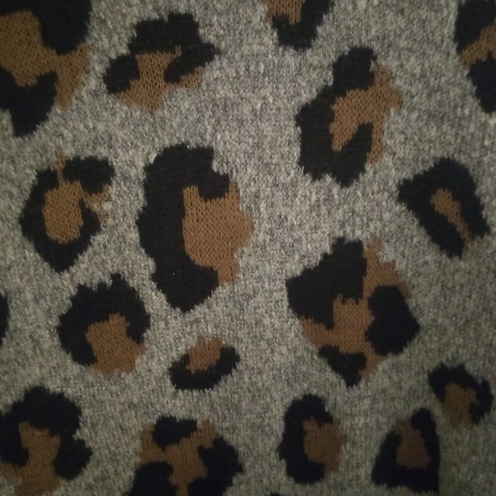 AGB WOMAN Cardigan - Picture 3 of 5